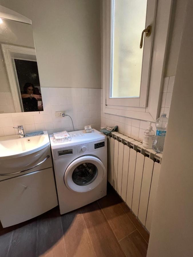 Maison Vert Appartamento In Centro Storico A Modena Eksteriør billede
