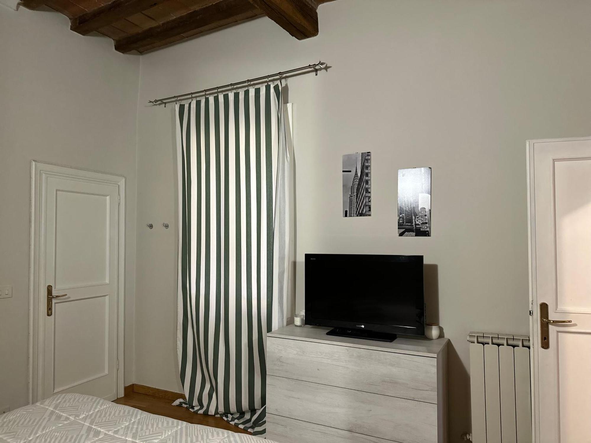 Maison Vert Appartamento In Centro Storico A Modena Eksteriør billede